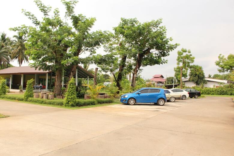Hotel Baan Suan Siriwat