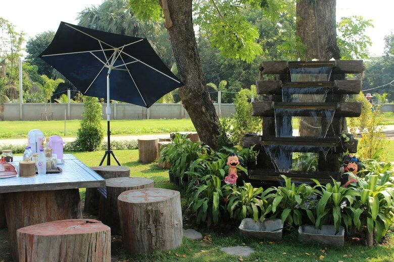 Hotel Baan Suan Siriwat
