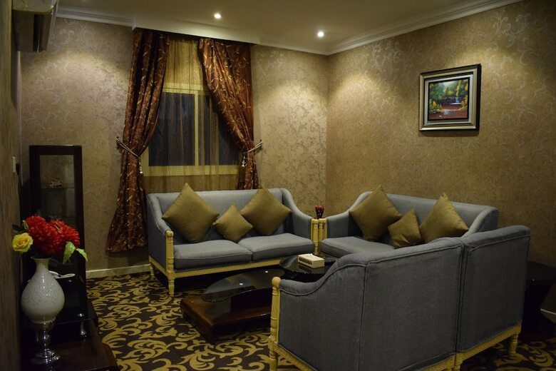 Aparthotel Concord Plaza Hotel