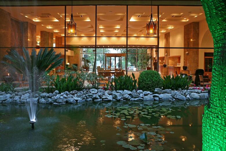 Rhodes Bay Hotel & Spa