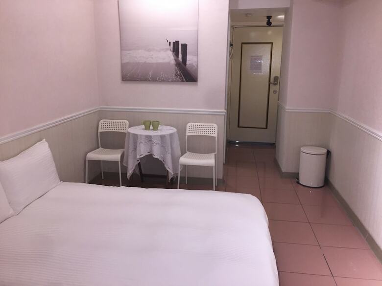 Hotel Ada House