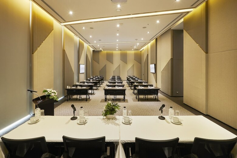 Hotel The Quarter Ari By Uhg