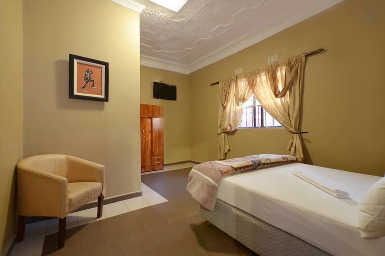 Posada Legacy Guest Lodge