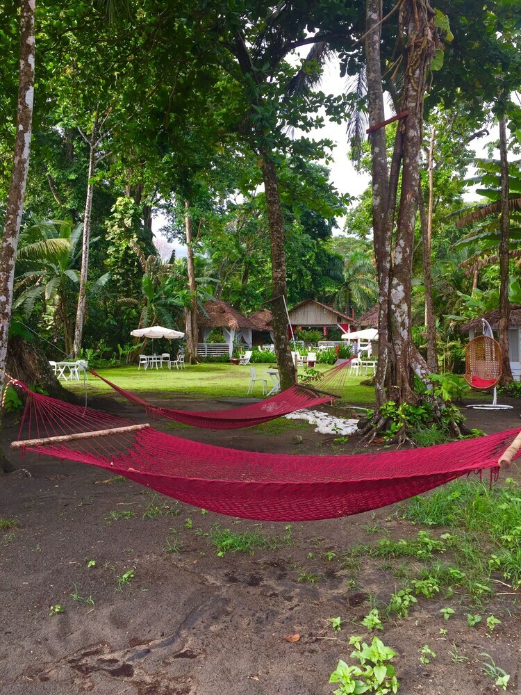 Hotel Le Cameleon Puerto Viejo