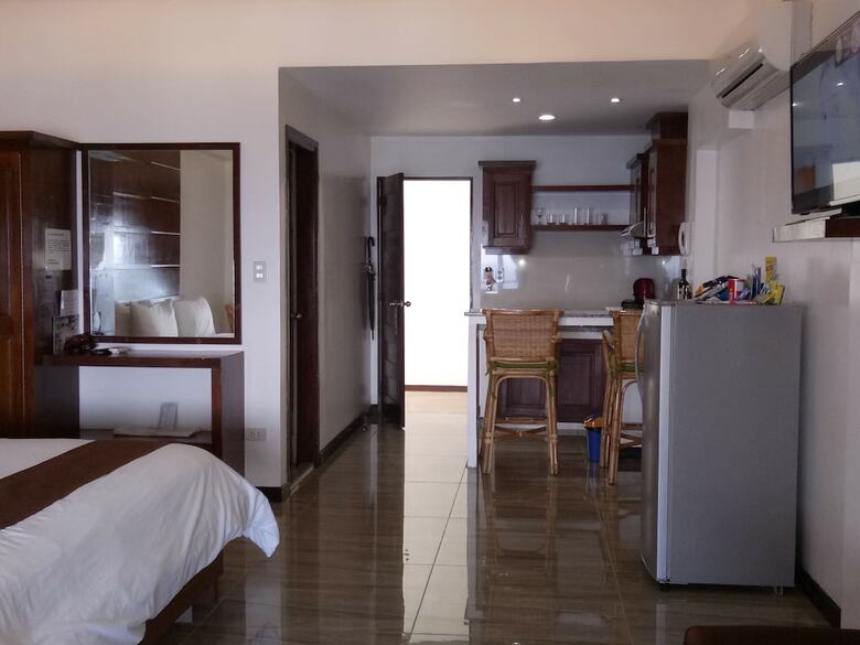 Hotel Manarra Seaview Resort