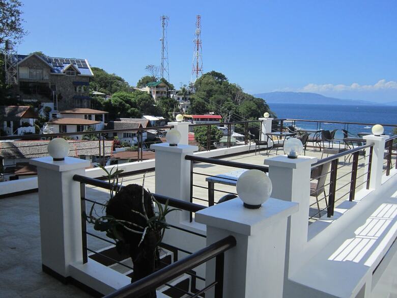 Hotel Manarra Seaview Resort