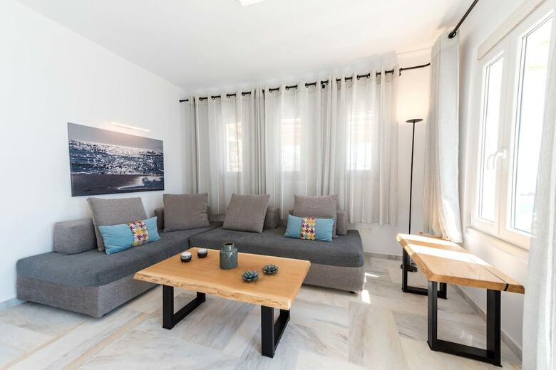 Vathi Bleu Private Villas