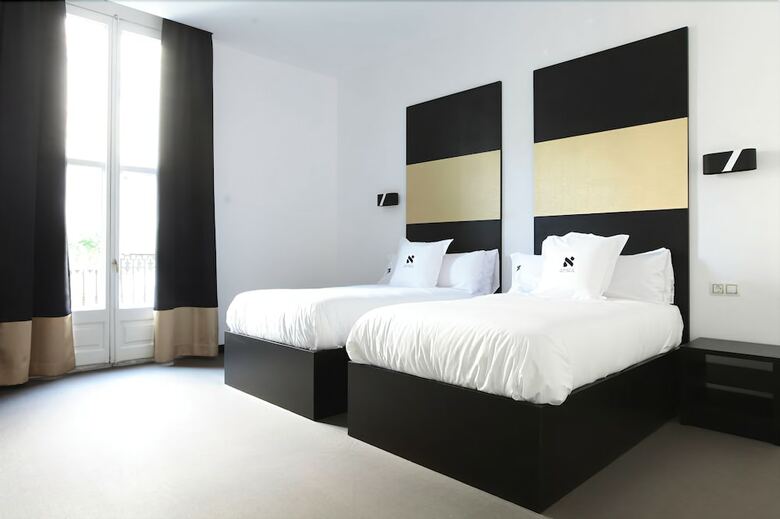 Pension Amra Barcelona Caspe