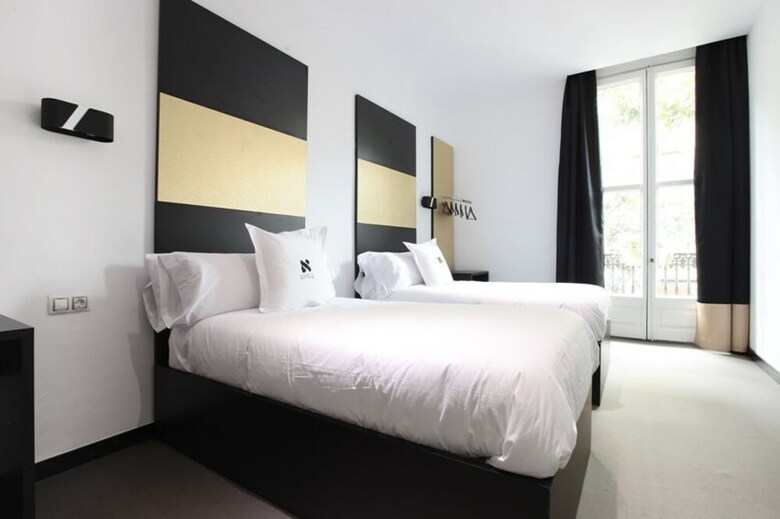 Pension Amra Barcelona Caspe