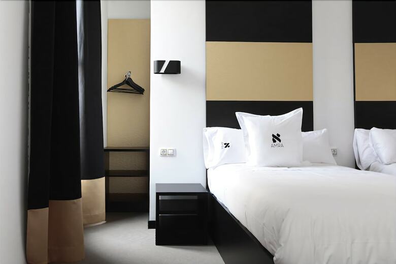 Pension Amra Barcelona Caspe