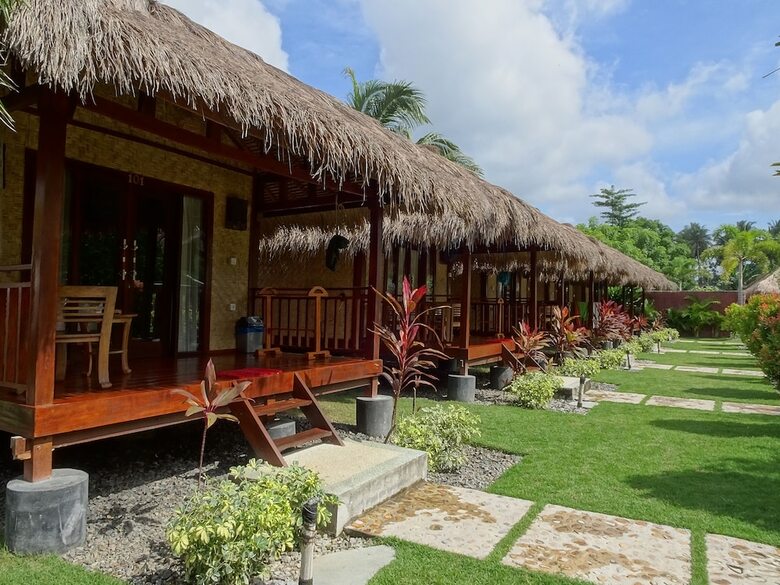 Bed & Breakfast Aldi's Bungalow And Homestay