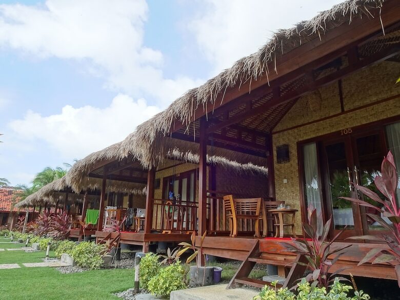 Bed & Breakfast Aldi's Bungalow And Homestay