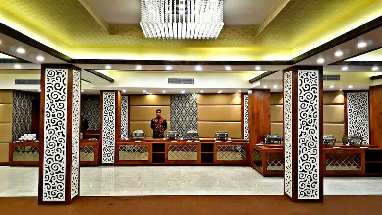 Hotel The Lindsay Cheu Den