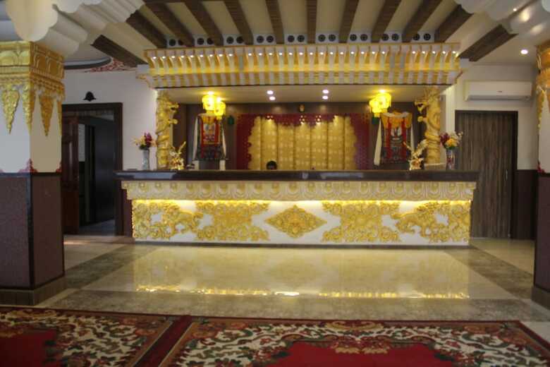 Hotel The Lindsay Cheu Den