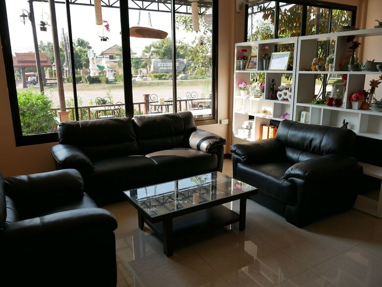Hotel Suanluang Garden View Resort