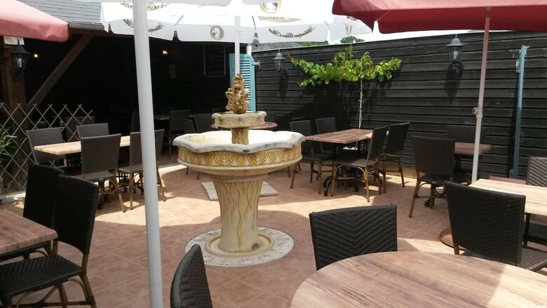 Hotel Restaurant La Cr�perie Du Ch�teau