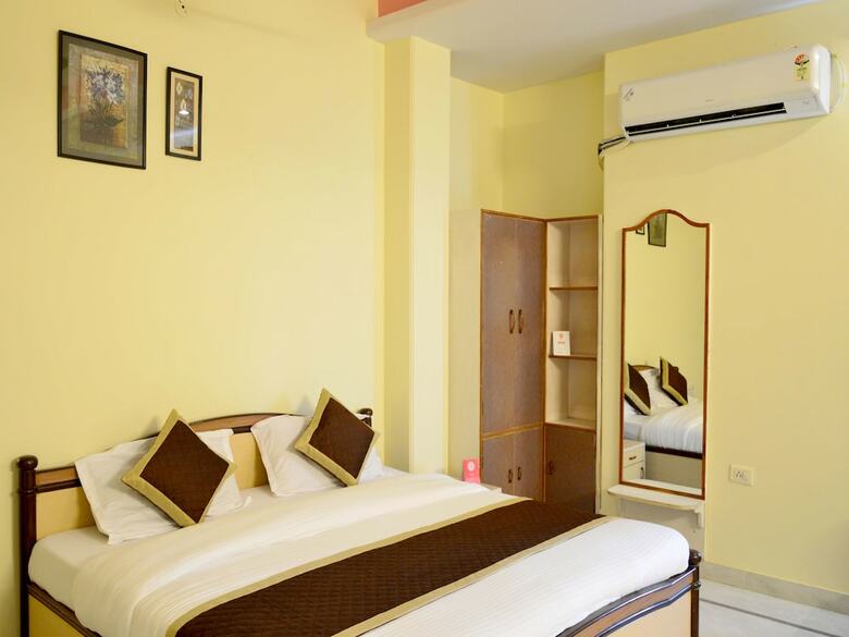 Oyo 7238 Hotel Mansarovar Palace