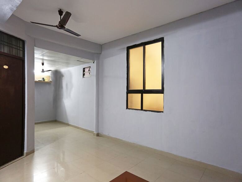 Oyo 10391 Hotel Royal Sunshine