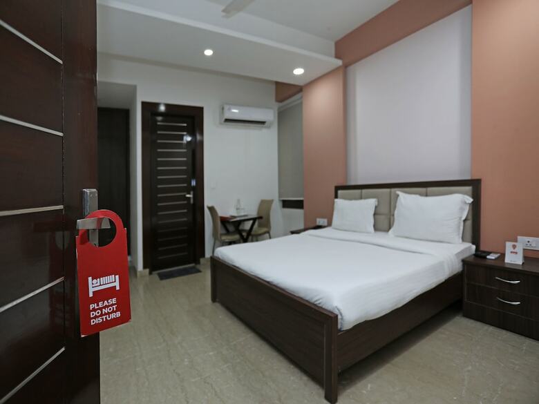 Hotel Oyo Flagship 184 Spice Mall