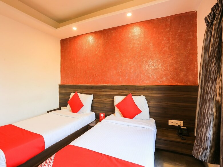 Hotel Oyo Flagship 047 Railway Station Surat