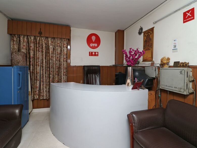 Hotel Oyo 10177 A Gulshan Continental