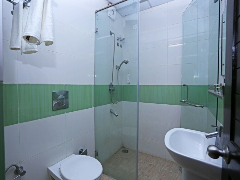 Hotel Oyo Flagship 061 Tirupati Railway Station