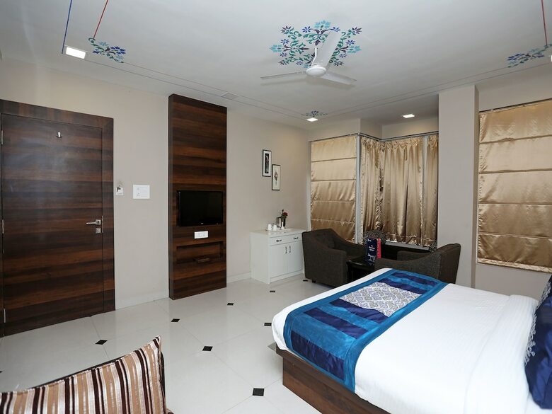 Capital O 9972 Hotel Donachie
