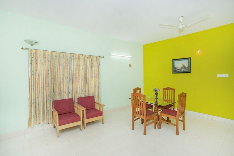 Oyo 11592 Hotel Red Carpet Residence