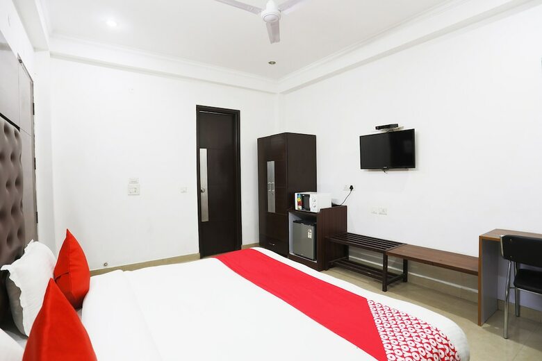 Oyo 567 Hotel Lime Tree Hospitality