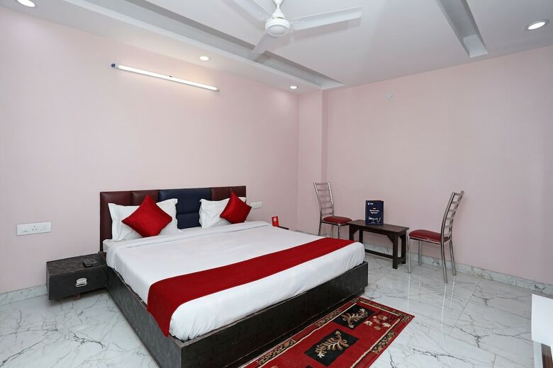 Hotel Oyo 10559 Pitampura