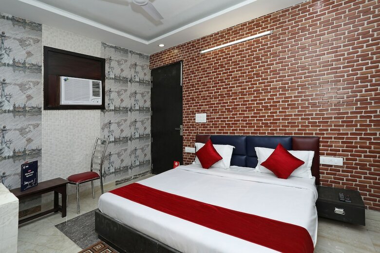 Hotel Oyo 10559 Pitampura