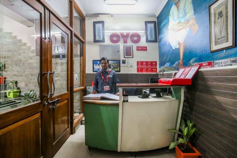 Hotel Oyo 10758 Crossroads Inn
