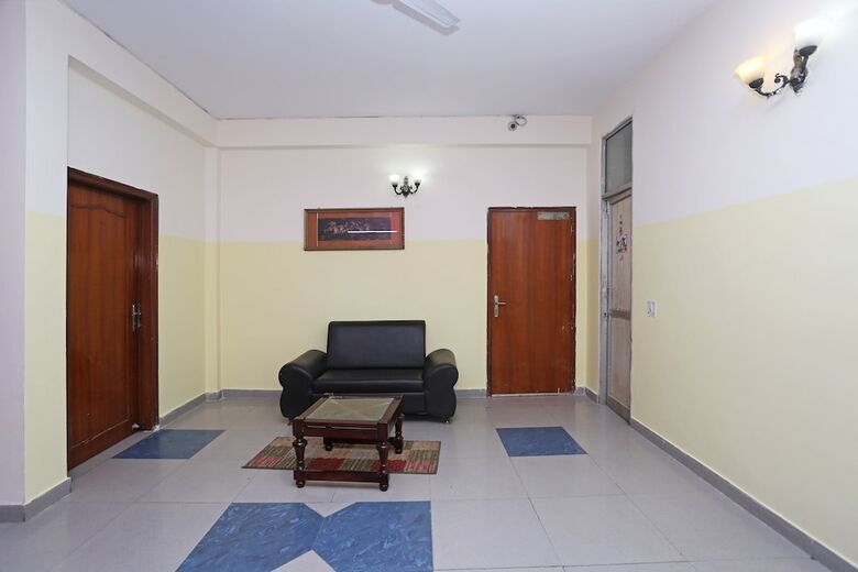Oyo 11361 Hotel Park Residency