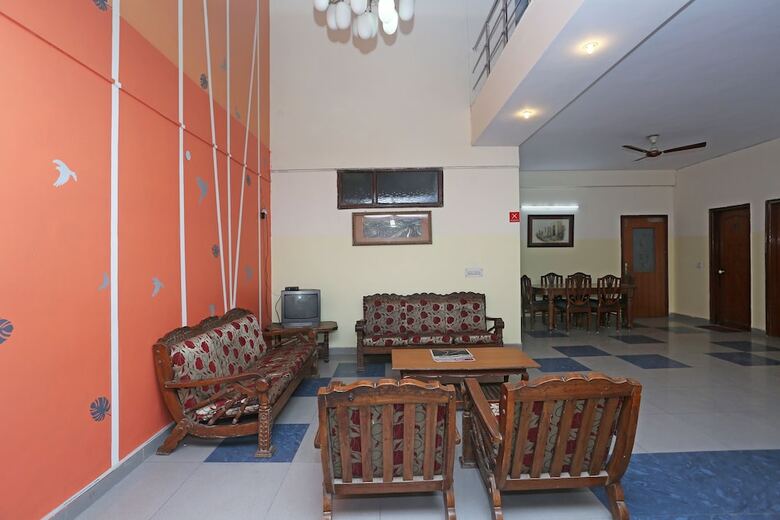 Oyo 11361 Hotel Park Residency
