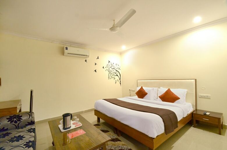 Oyo 5190 Hotel Golden Inn