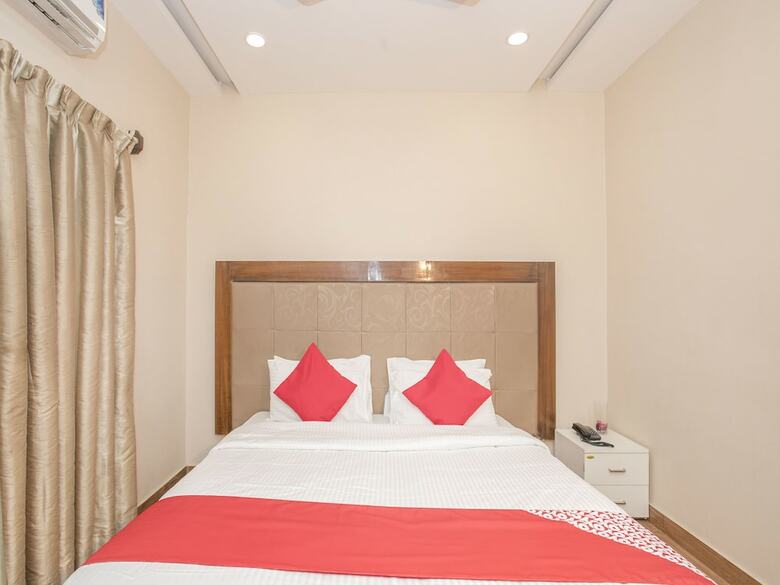 Hotel Oyo 10722 Simera Service Apartments