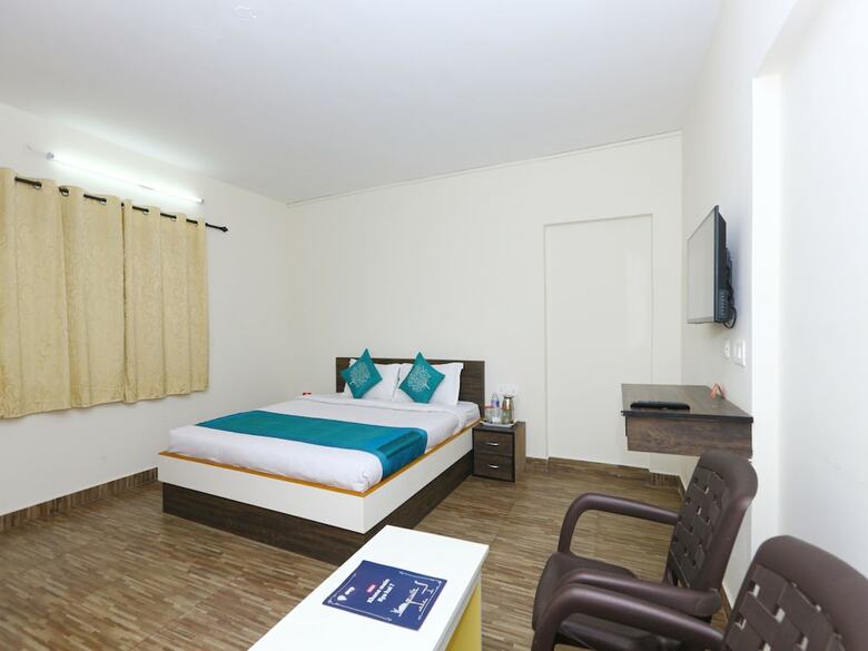 Hotel Oyo 9184 Lumino Skypark