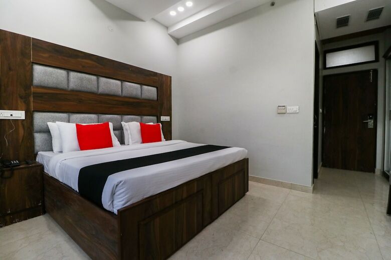 Oyo 10540 Hotel Jd Residency