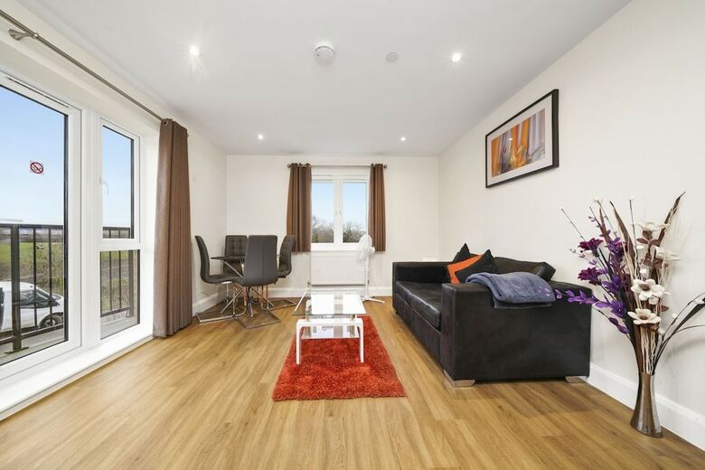 Heathrow Living Serviced Apartments By Ferndale