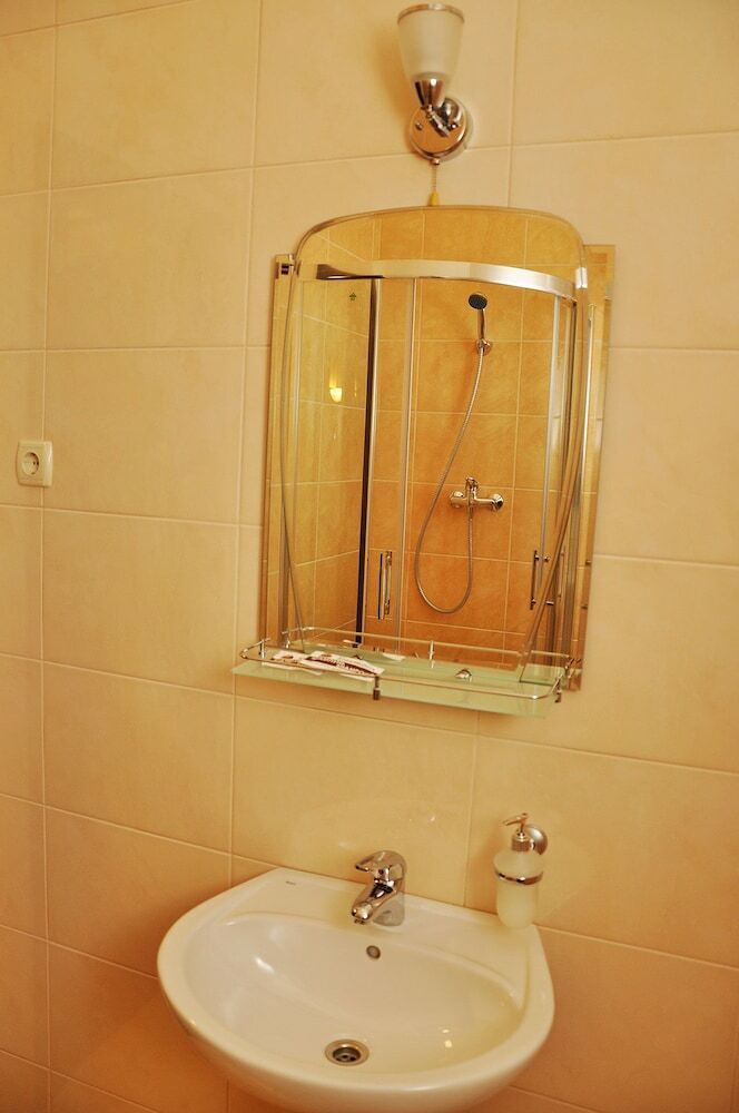 Hotel Business Apartments