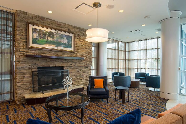 Hotel Courtyard By Marriott Columbia Downtown At Usc