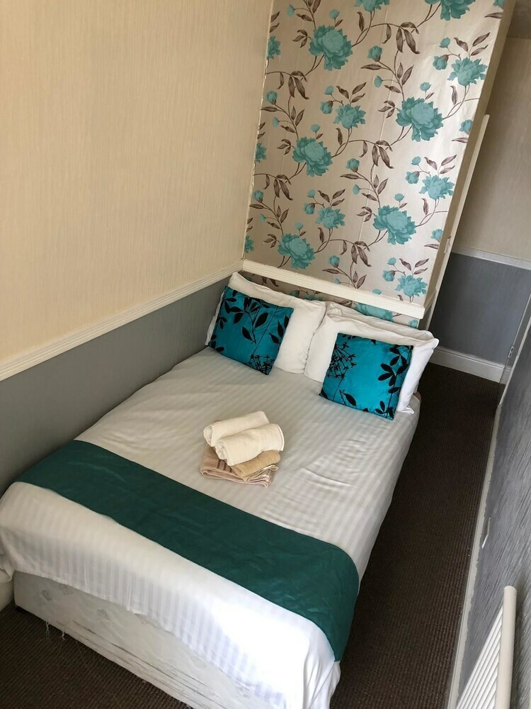Hotel Coastal Roomz