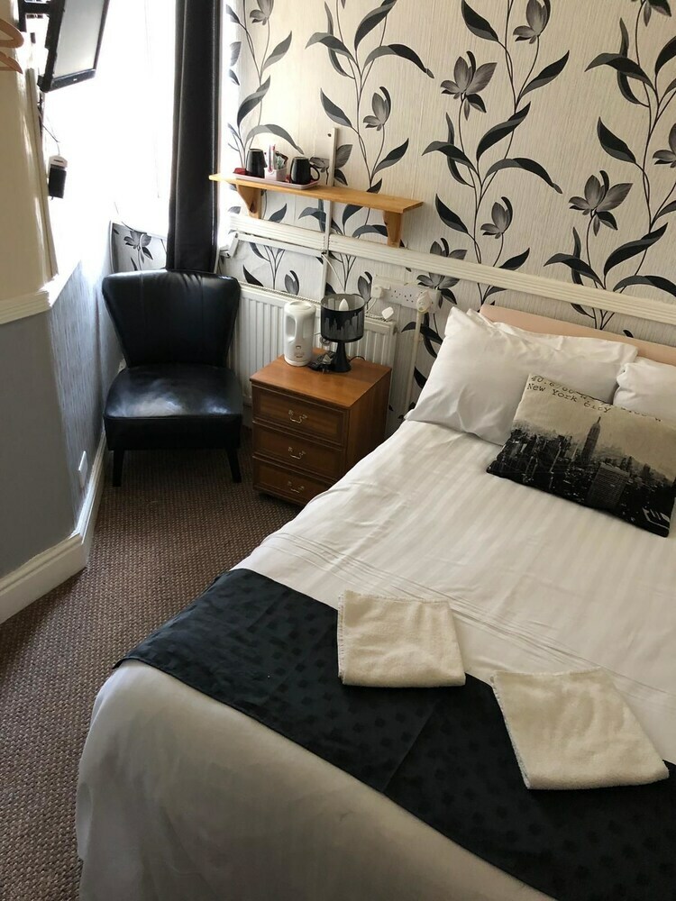 Hotel Coastal Roomz