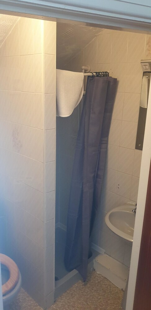 Hotel Coastal Roomz