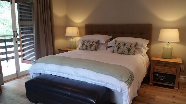 Hotel Amberhall Guesthouse