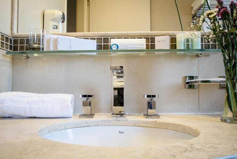 Hotel Grand Brizo Comahue