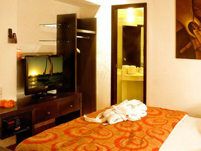 Urquiza Apart Hotel & Suites