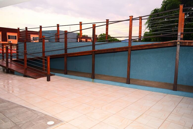 Apartamentos New Kingston Luxury Apt The Bromptons