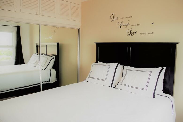 Apartamentos New Kingston Luxury Apt The Bromptons