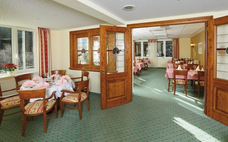 Hotel Waldhaus Am See